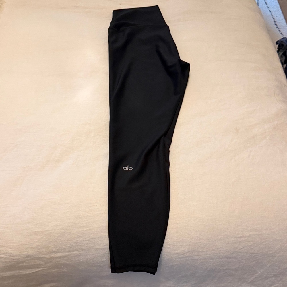 ALO Yoga 7/8 High Waist Airlift Black Leggings